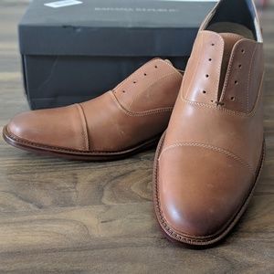 Banana Republic Clyve Laceless Leather Oxford